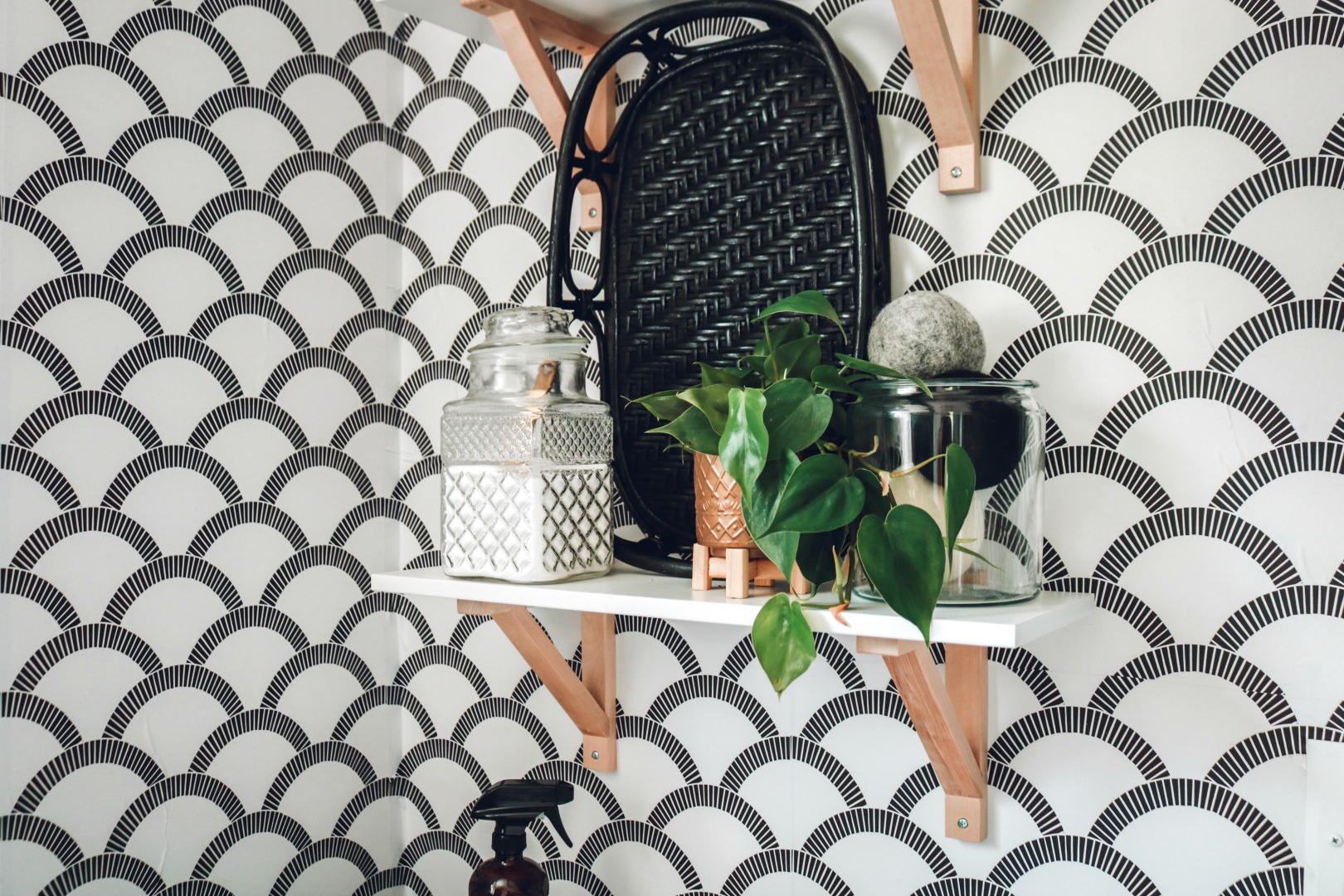 Pattern Black And White - HD Wallpaper 