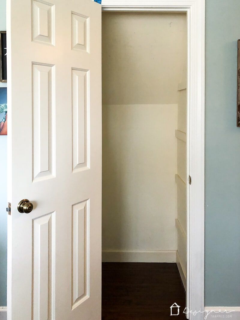 Empty Linen Closet - Home Door - HD Wallpaper 