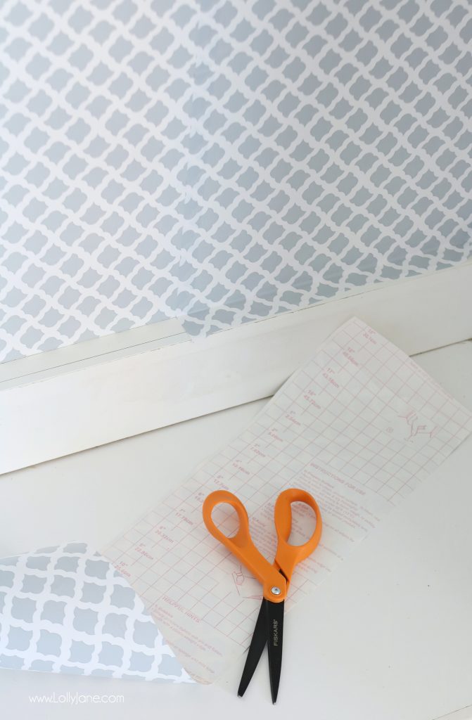Easy Pantry Faux Wallpaper Makeover - Using Shelf Liner - HD Wallpaper 