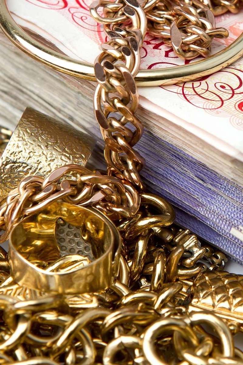 Wallpaper Money, Notes, Jewelry, Chain - Money And Jewelry Iphone - HD Wallpaper 