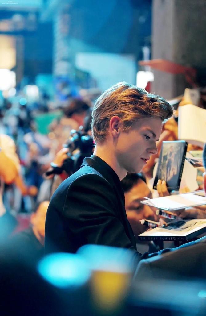 Newt, Thomas Sangster, And Thomas Brodie Sangster Image - Thomas Brodie Sangster - HD Wallpaper 