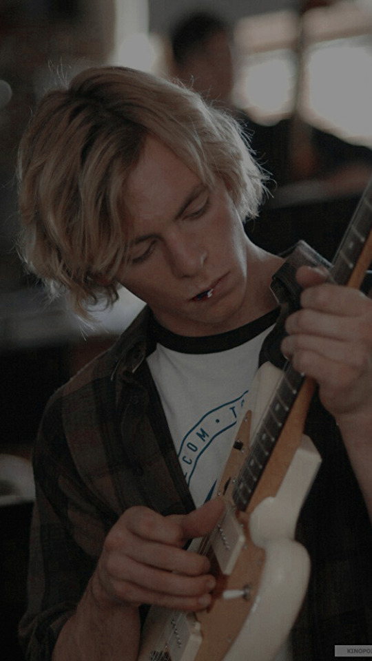 Image - Ross Lynch Locked Out Of Heaven - HD Wallpaper 