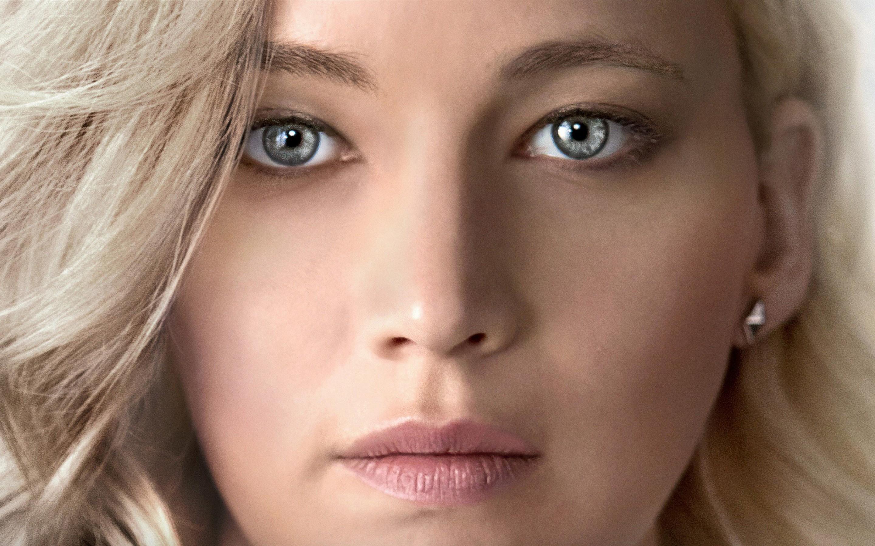 Bf Movies Wallpapers - Jennifer Lawrence Passengers Eyes - 2880x1800