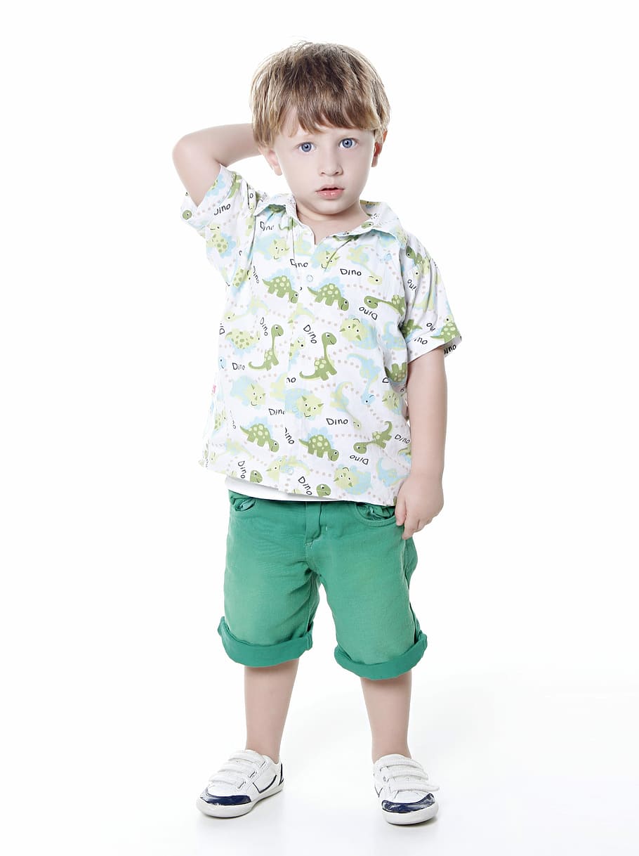 Boy S Green Shorts, Looking, Child, Cute, Small, Young, - Small Cute Boy - HD Wallpaper 