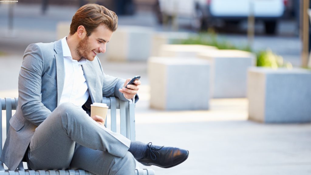 Guy In Suit Texting - HD Wallpaper 