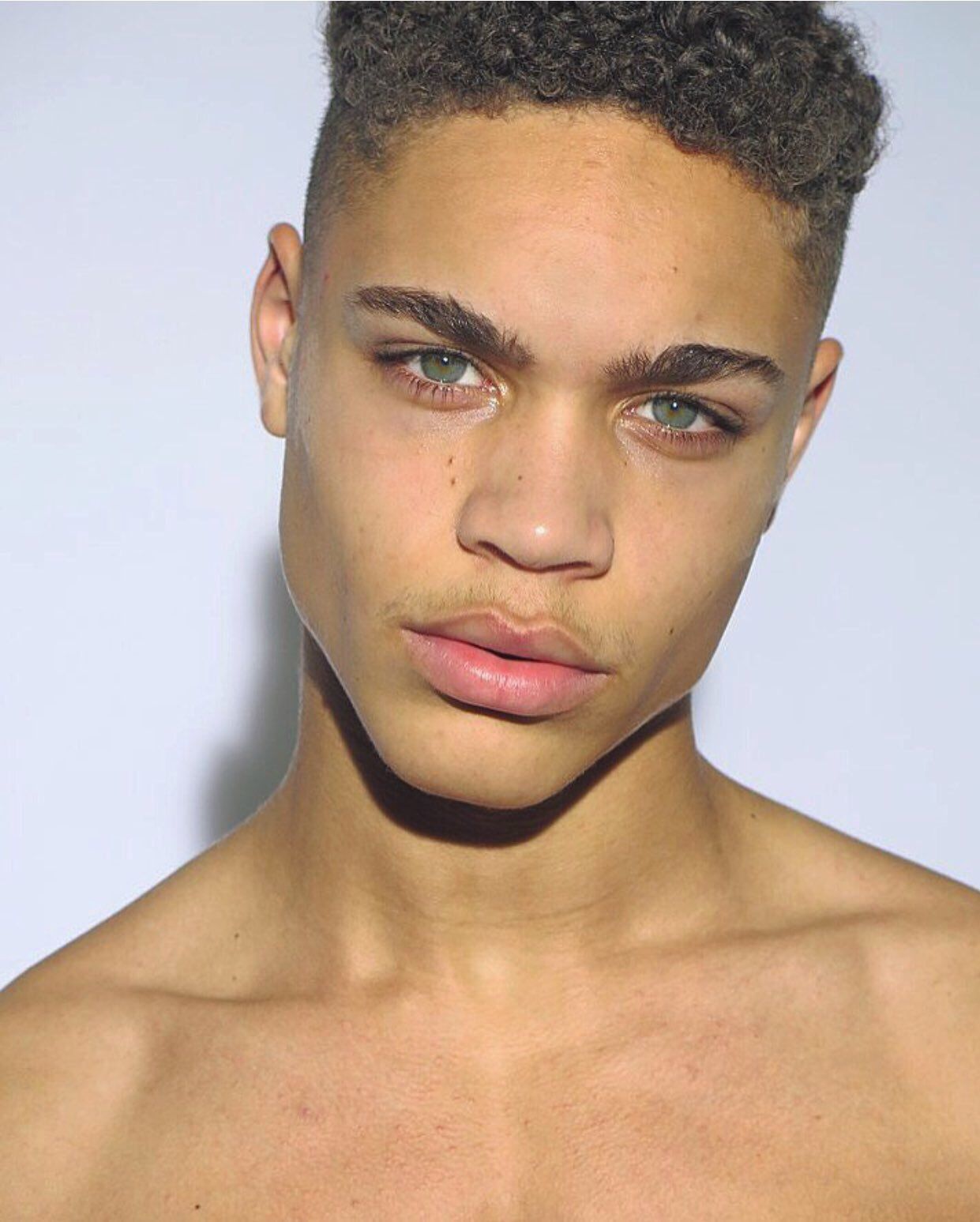 Brian Whittaker Face - HD Wallpaper 