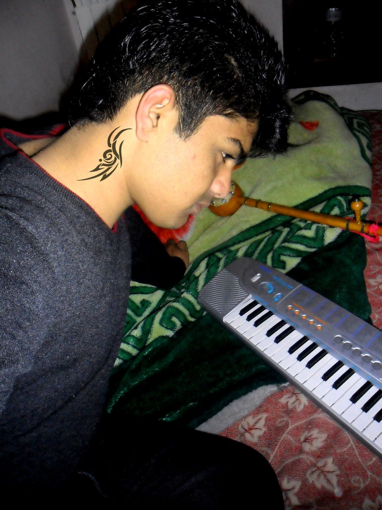 Indian Cool Boy Wallpaper For Facebook - Indian Desi Smart Boy - HD Wallpaper 