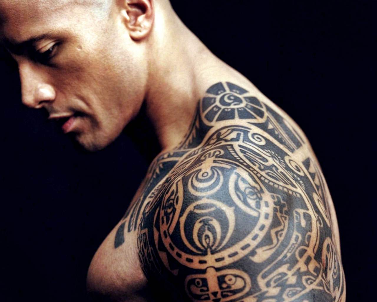 Hot Guys Dwayne Johnson [the Rock] Real Life, Creative - Dwayne Johnson Tattoo Hd - HD Wallpaper 