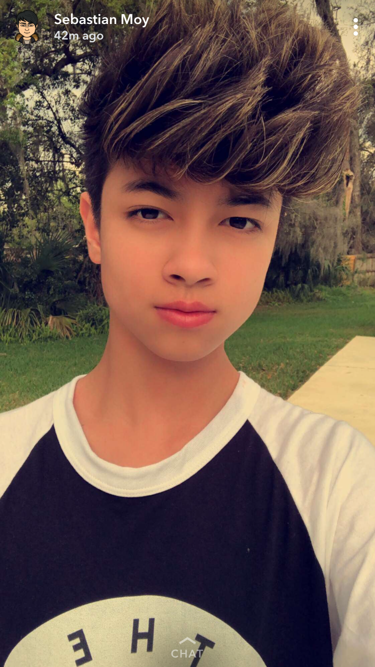 Tik Tok Sebastian Moy - HD Wallpaper 