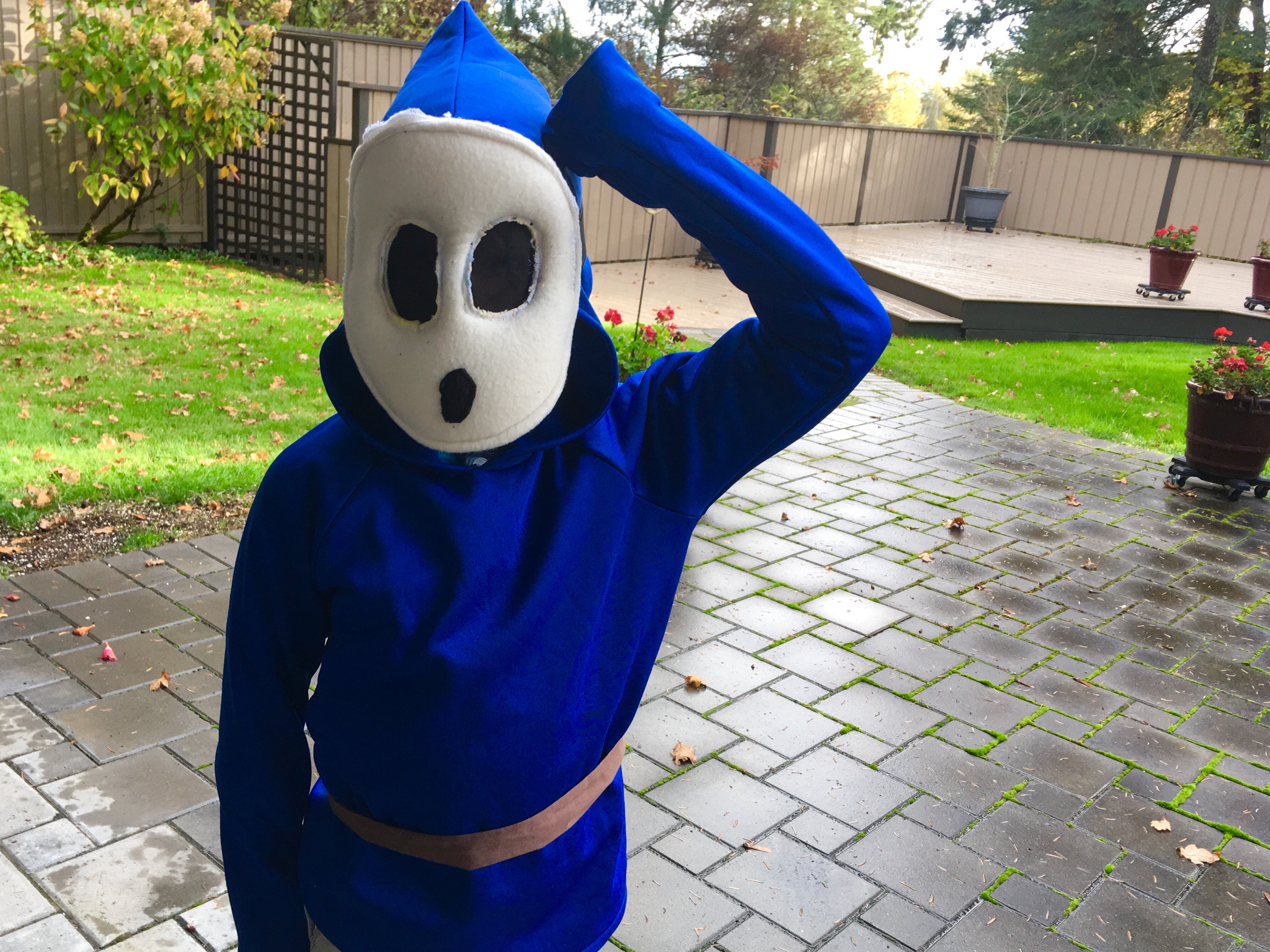 Blue Shy Guy Costume - HD Wallpaper 