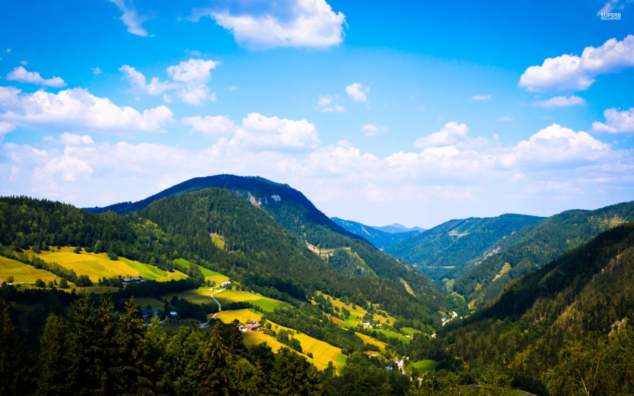 Vibrant Fields & Peaks Austria Wallpapers - Vibrant - HD Wallpaper 
