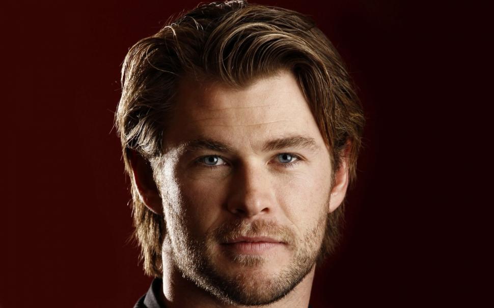 Chris Hemsworth, Celebrities, Star, Movie Actor, Face, - Chris Hemsworth Photos Hd - HD Wallpaper 