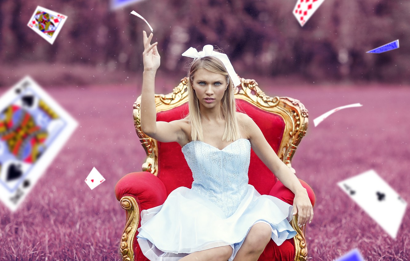Photo Wallpaper Card, Girl, Mood, The Situation, Chair, - Игральные Карты И Девушки - HD Wallpaper 