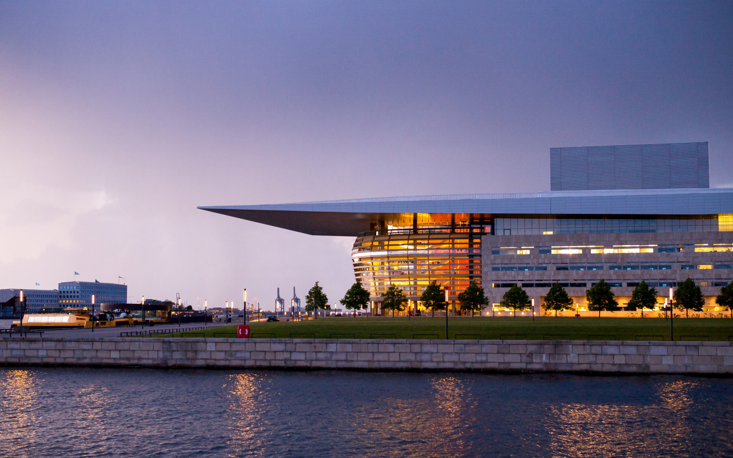 Opera House From Copenhagen Wallpaper - Copenhagen Opera House - HD Wallpaper 