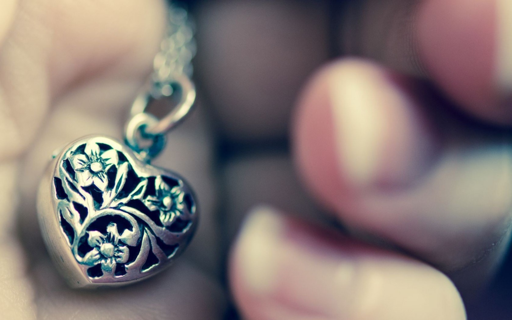 Necklace Pendant Heart Love - HD Wallpaper 