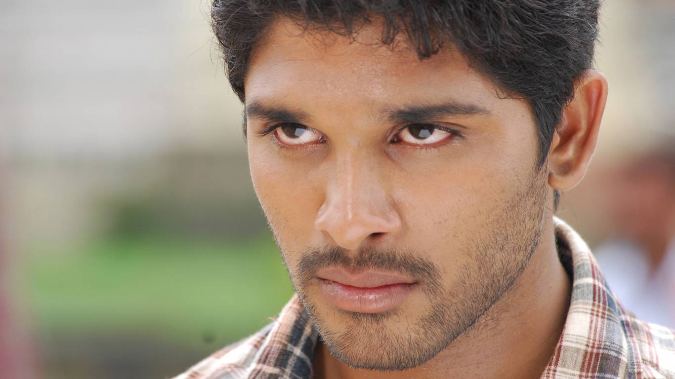 Allu Arjun Wallpapers - Allu Arjun - HD Wallpaper 