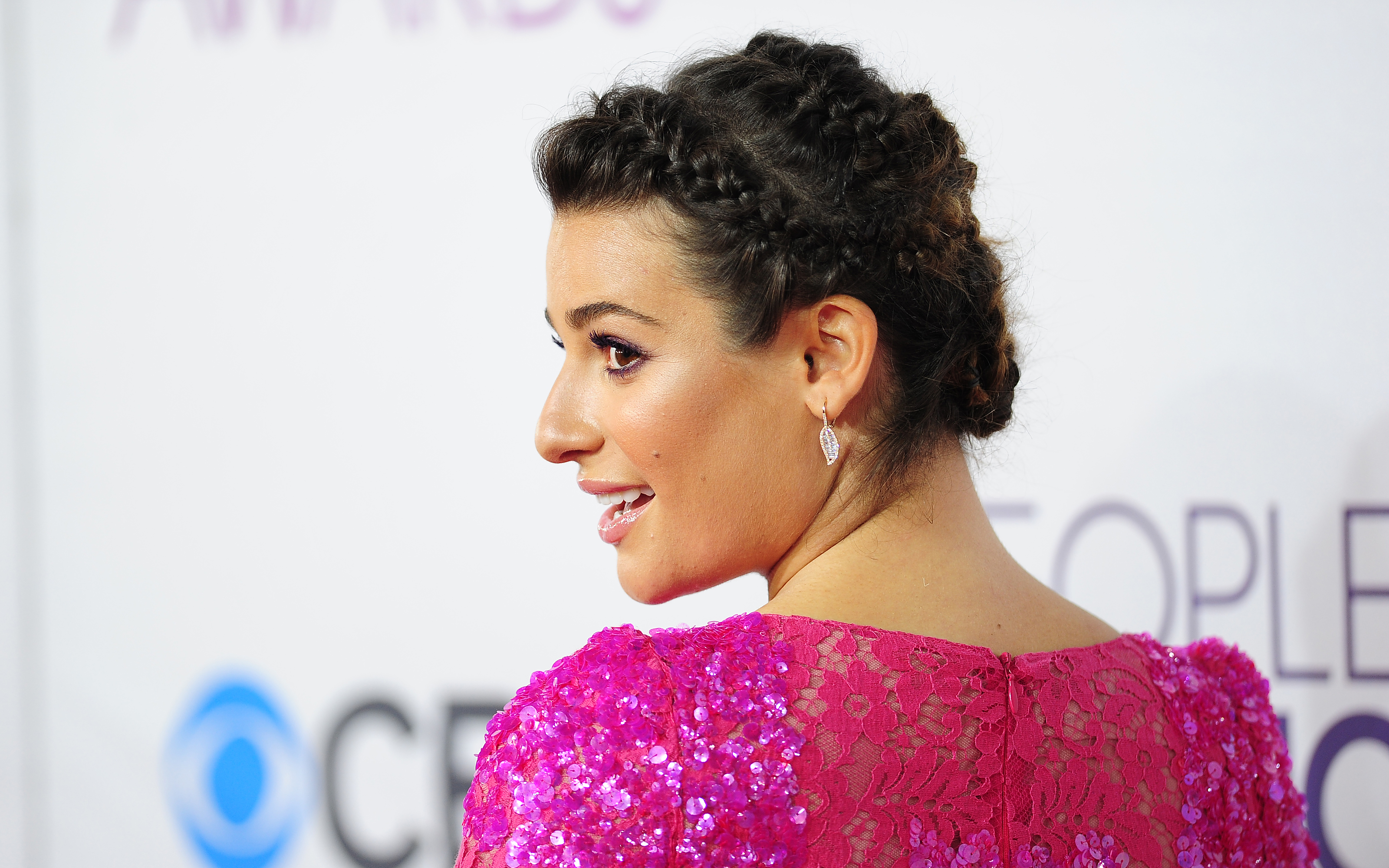 Celebrities With Big Noses Profile - HD Wallpaper 