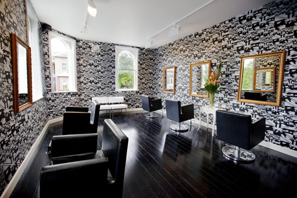 Unique Monochromatic Wallpaper With Glossy Black Floor - Wall Paper For Salon - 1024x682 Wallpaper Unique Monochromatic Wallpaper With Glossy Black Floor - Wall Paper For Salon - 1024x682 Wallpaper
