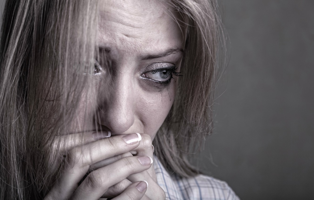 Photo Wallpaper Depression, Tears, Fear, Sad Girl, - Post Traumatic Stress Disorder People - HD Wallpaper 