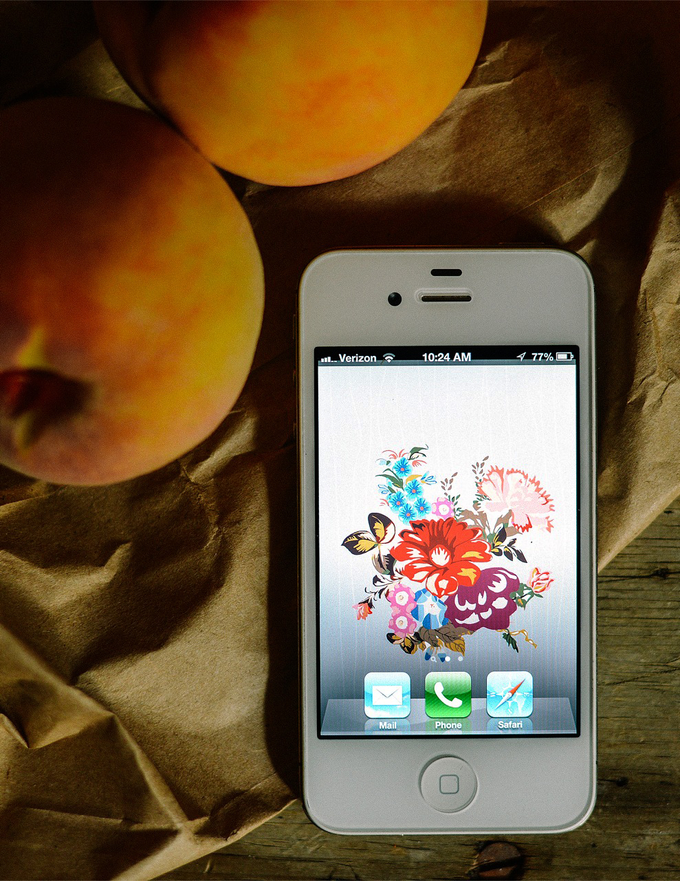 Iphone - HD Wallpaper 