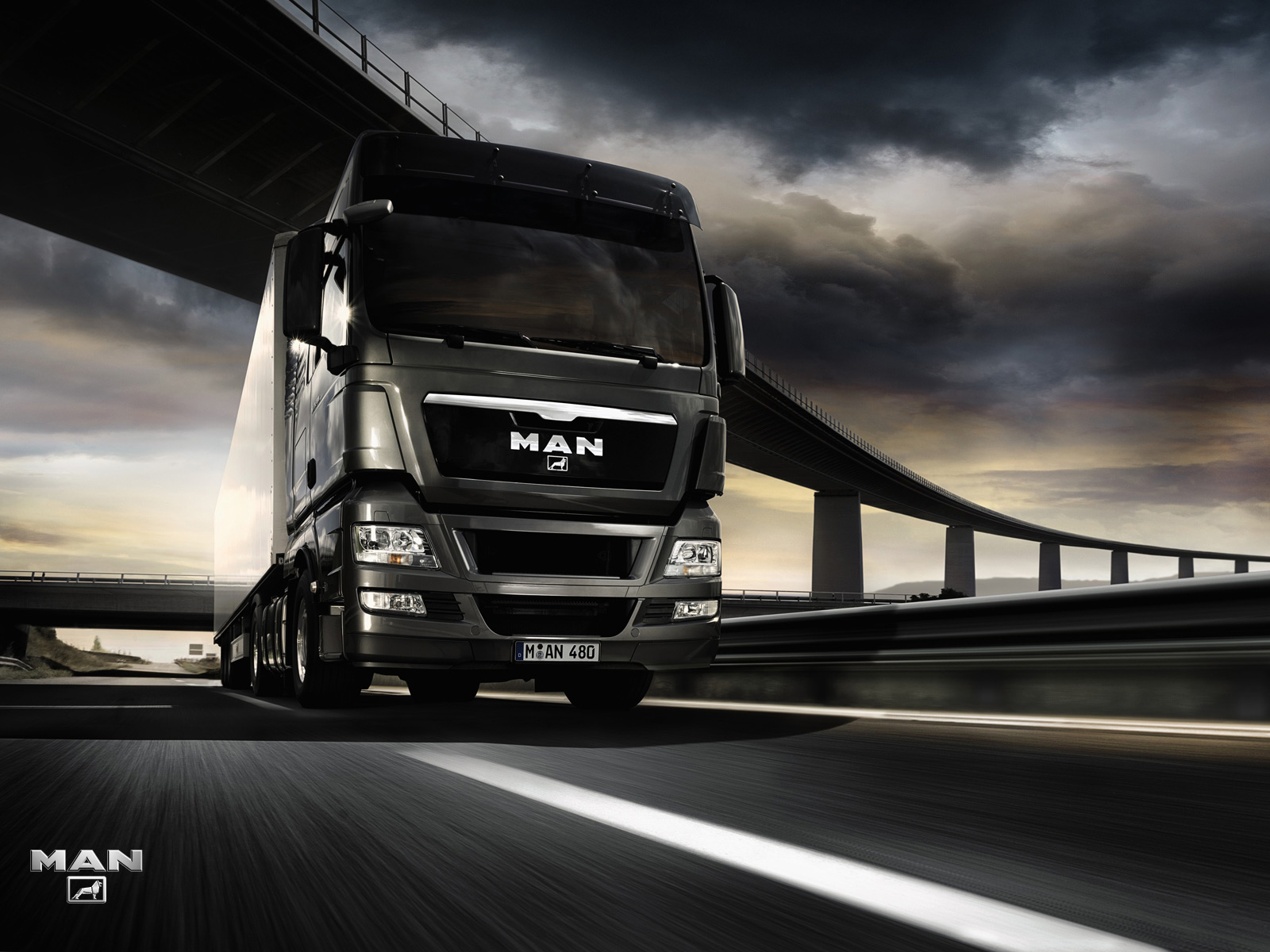 Man Tgx Heavy Truck Range - HD Wallpaper 