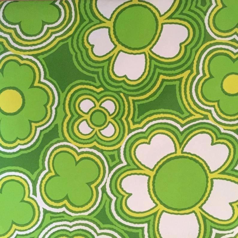 Green Floral Wallpaper Homebase Daisy A Day Retro - Motif - HD Wallpaper 