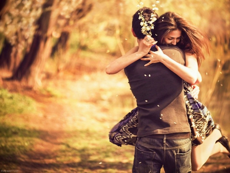 Romantic Happy Hug Day - HD Wallpaper 