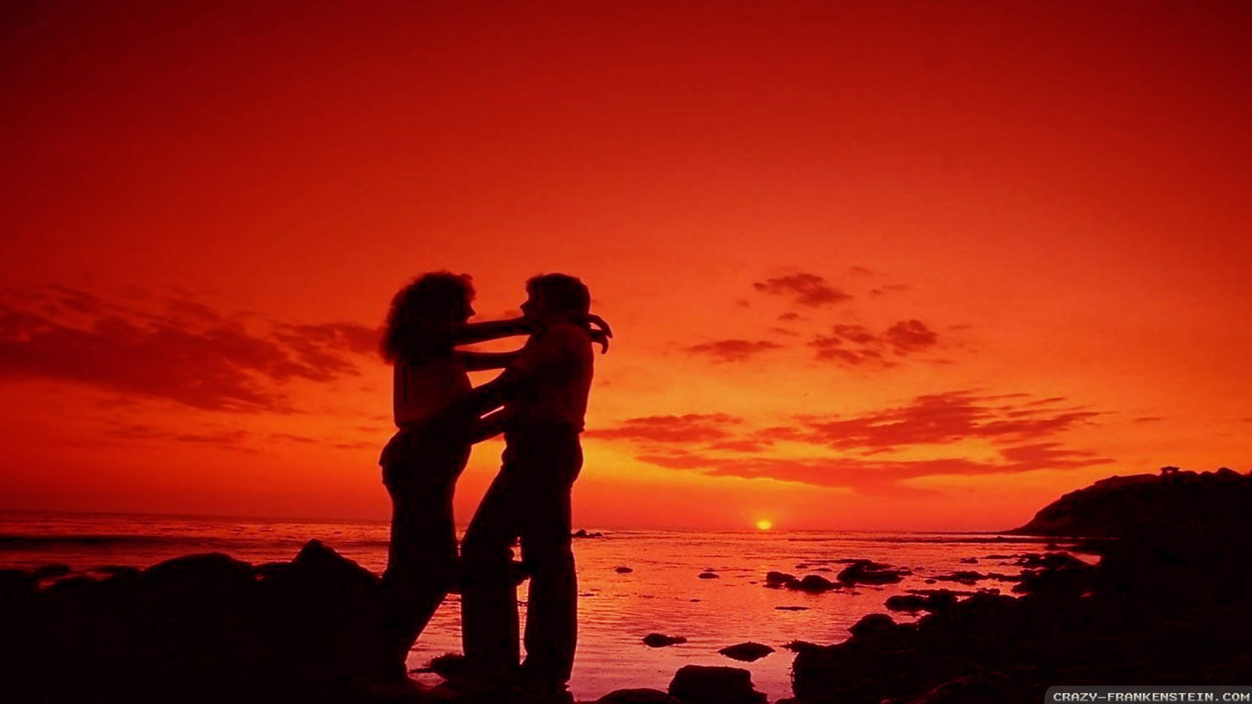 Beautiful Sunrise With Couple - HD Wallpaper 