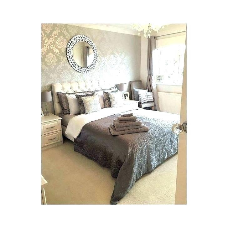 Glitter Wallpaper For Bedroom Glitter Wallpaper Bedroom - Silver Damask Wallpaper Bedroom - HD Wallpaper 