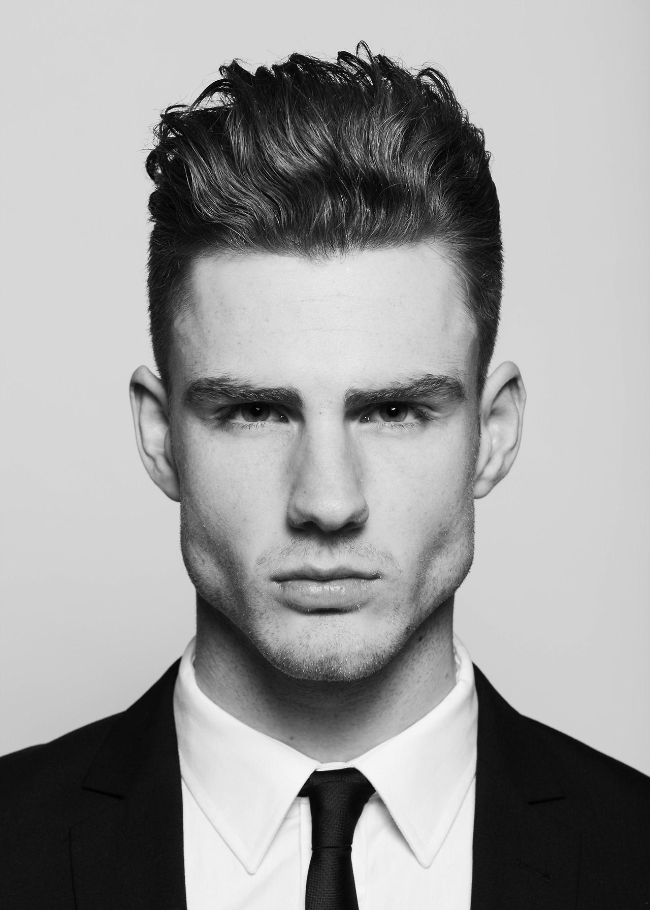 New Hairstyles 2019 Images Awesome How To Style Hair - Taper Fade Haircut White - HD Wallpaper 