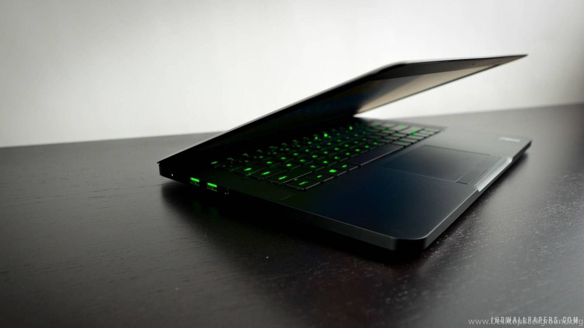Razer Blade 14 Inch Gaming Notebook Hd Wallpapers Ihd - Netbook - HD Wallpaper 