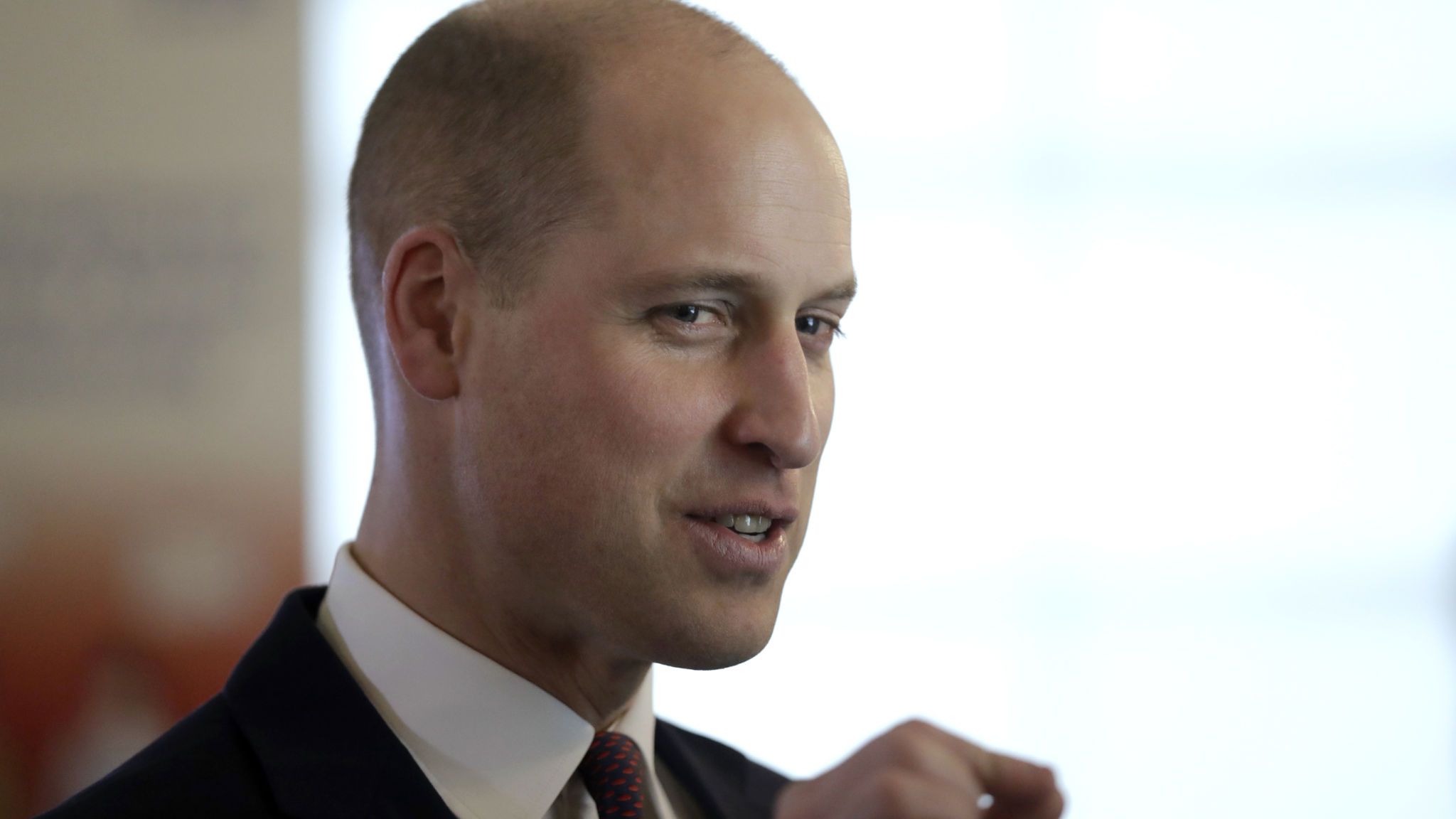 The Duke Of Cambridge Debuted His New Hairstyle At - Prince William No Hair - HD Wallpaper 