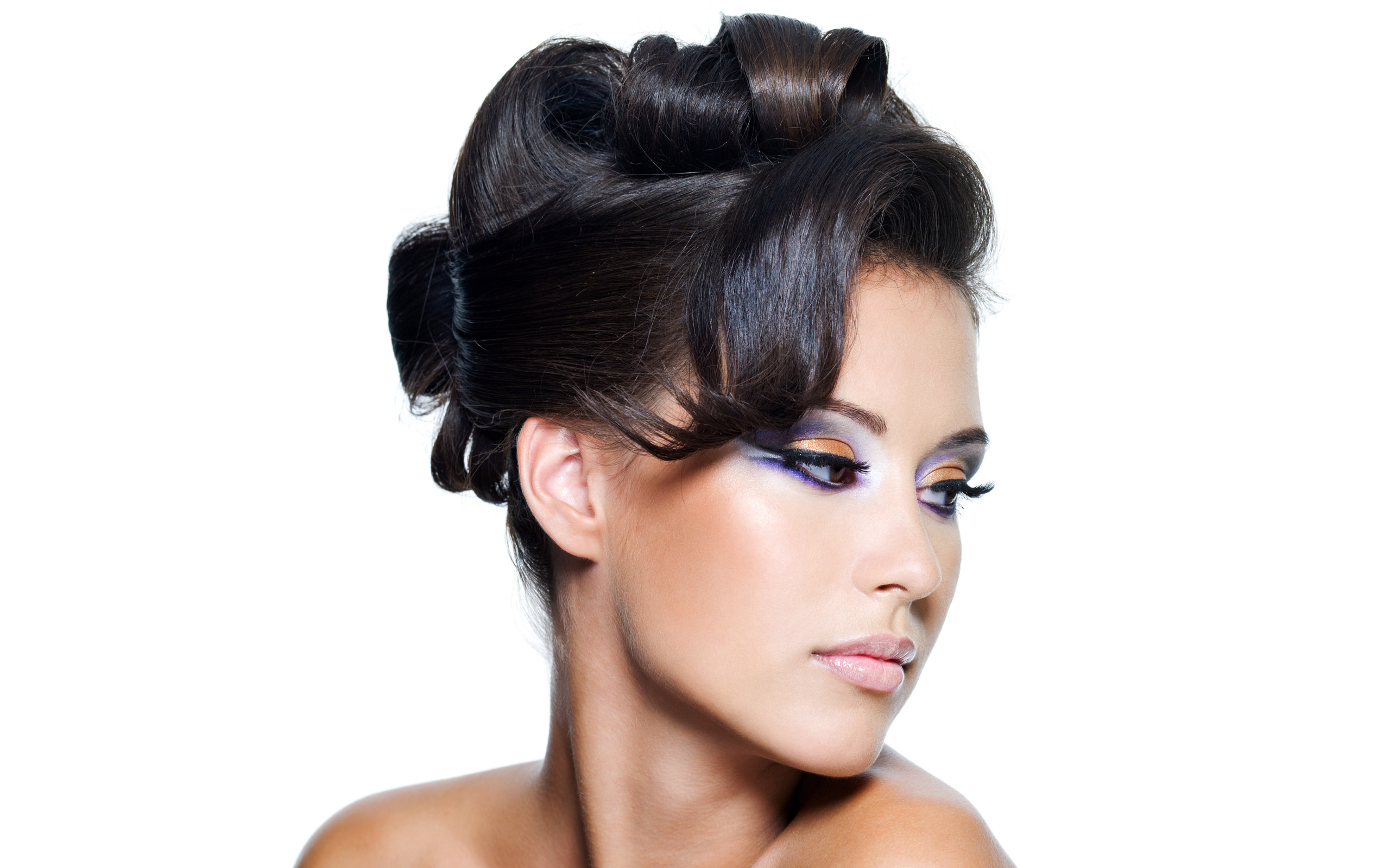 Beautiful Woman With Stylish Curly Hairstyle Hd - Beautiful Ladies Hair Styles - HD Wallpaper 