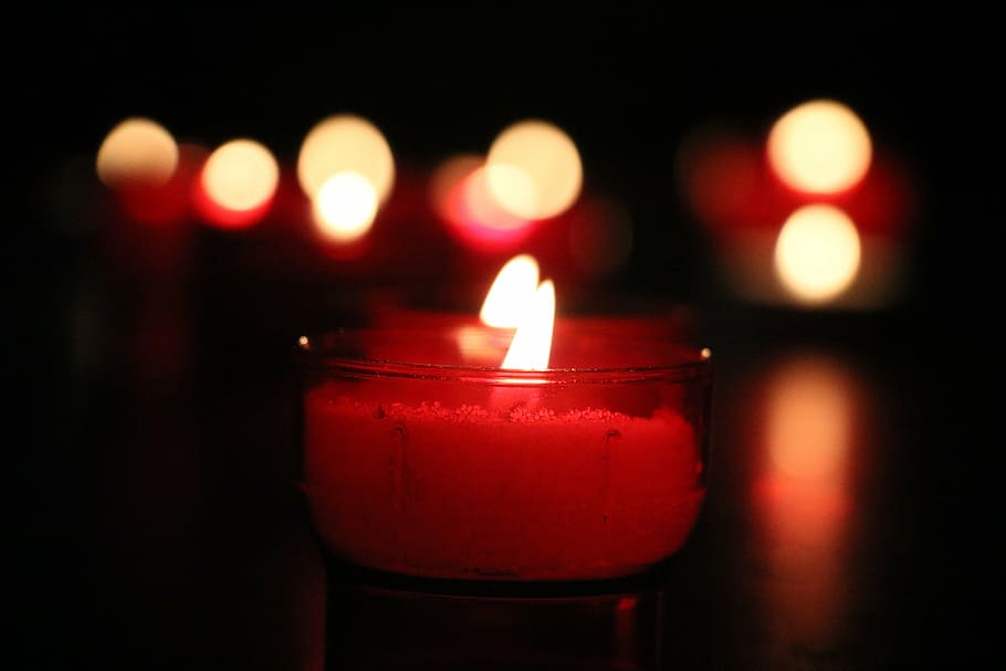 Lit Candle, Light, Church, Flame, Dark, Love, Advent, - Candles Lit For Soldiers - HD Wallpaper 