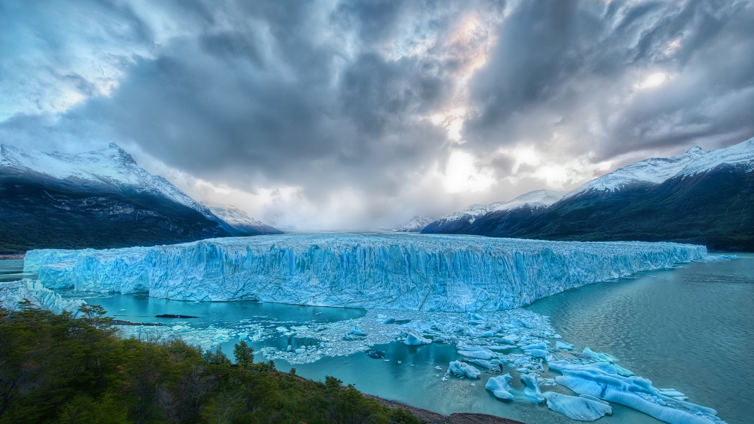 Huge Glaciar Desktop Pc And Mac Wallpaper - Ultra Hd Best Hd Wallpapers For Windows 10 - HD Wallpaper 