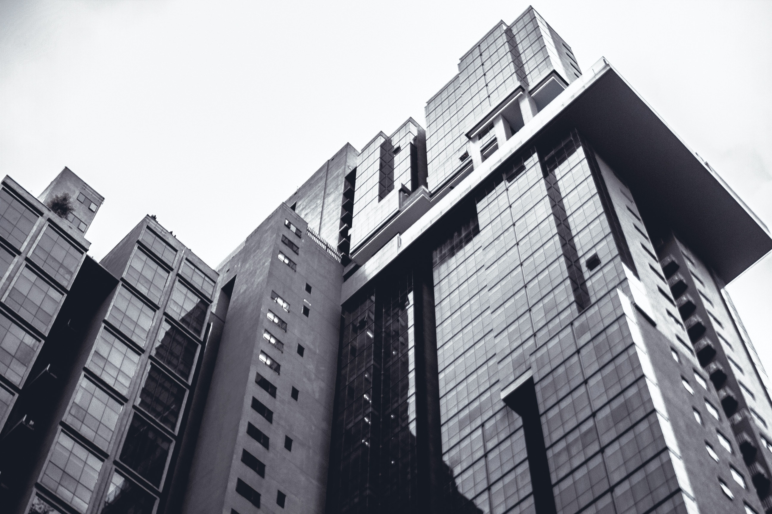 Apartment Building Hd - HD Wallpaper 