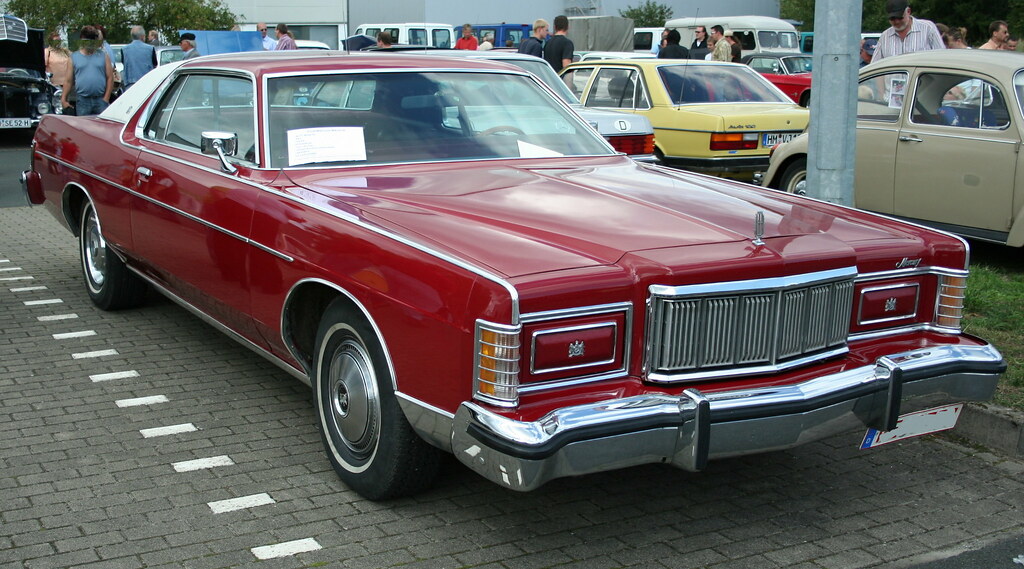 Antique Car - HD Wallpaper 