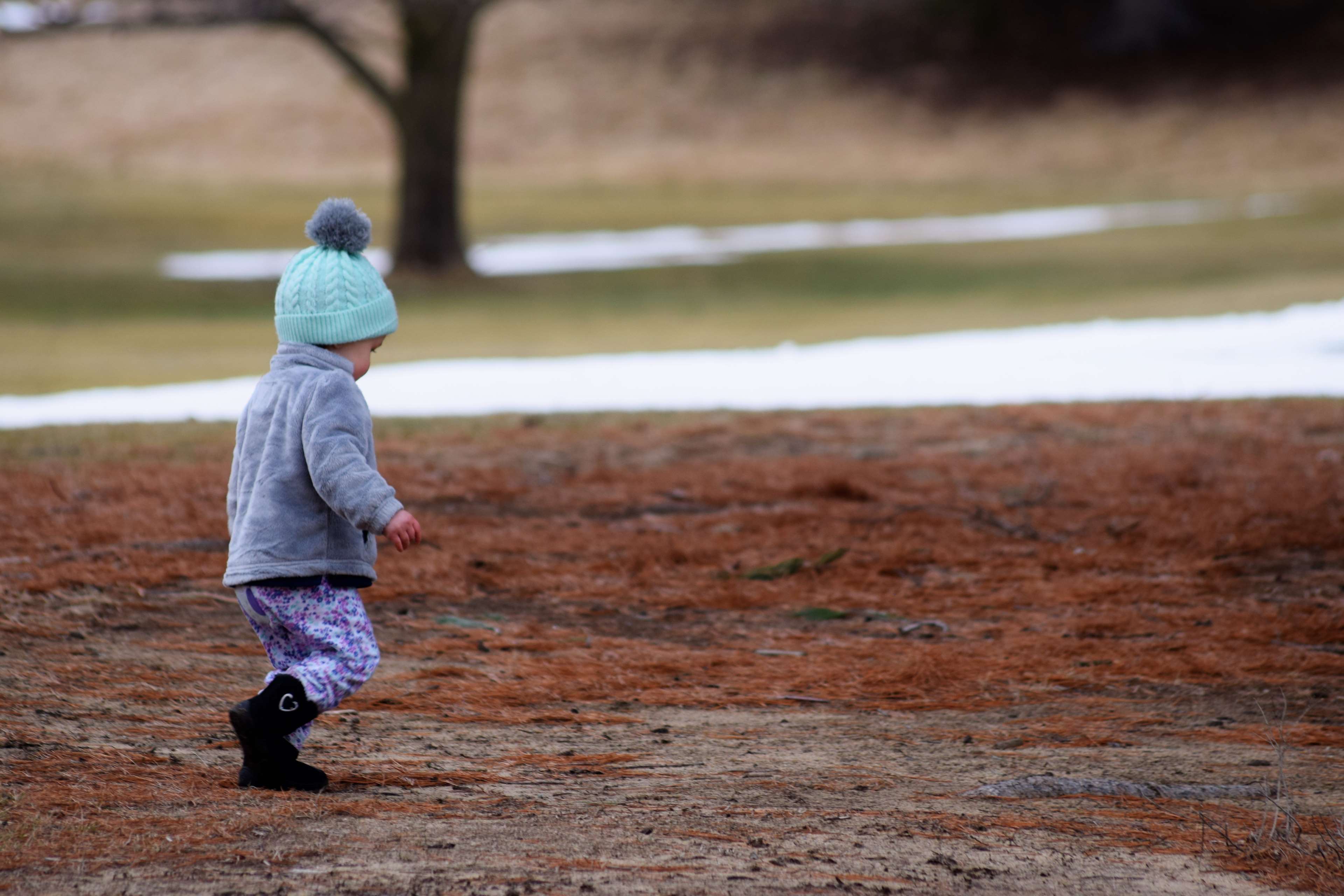 Walking Baby - HD Wallpaper 