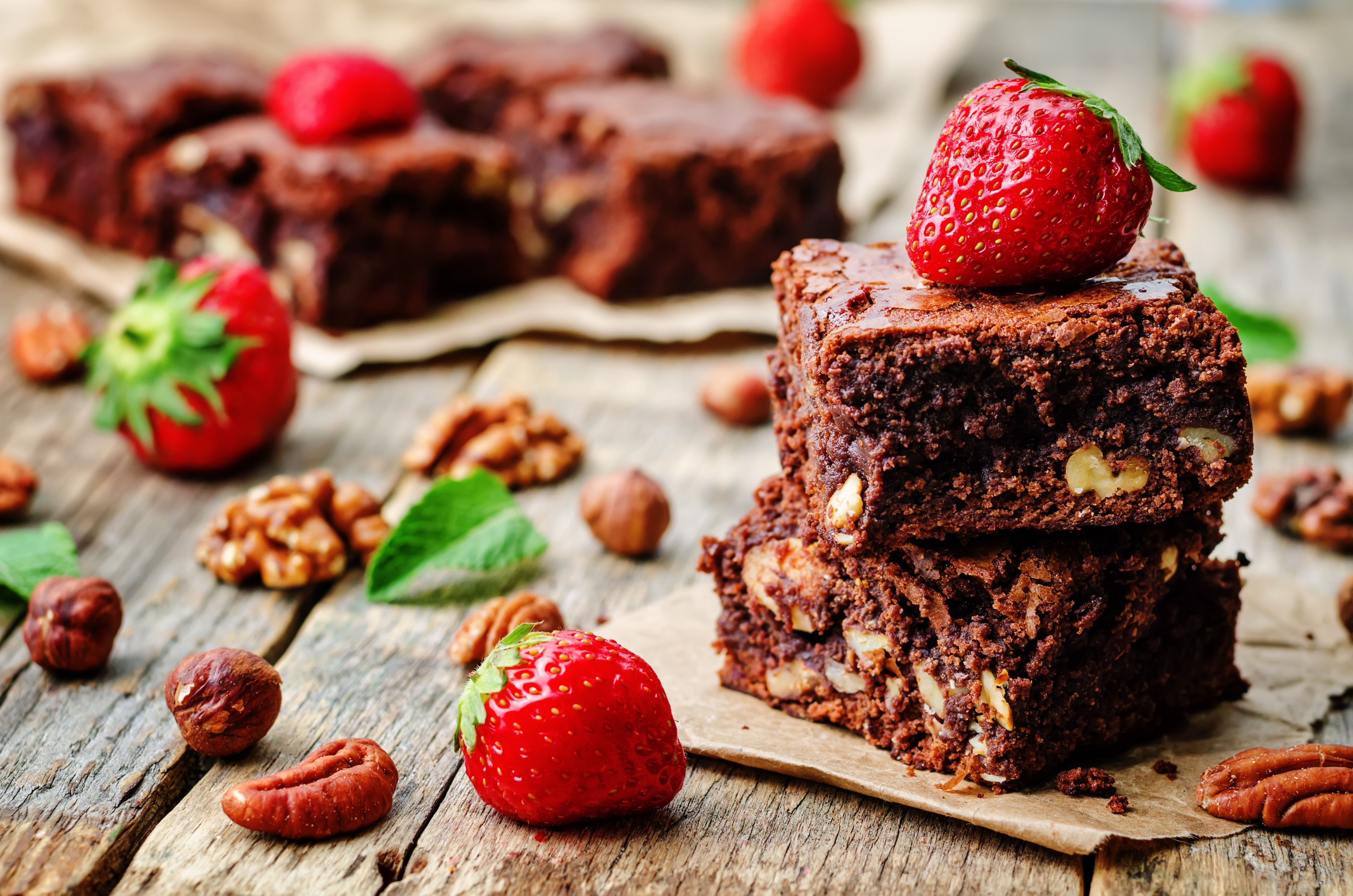 Brownies Wallpaper Hd - HD Wallpaper 