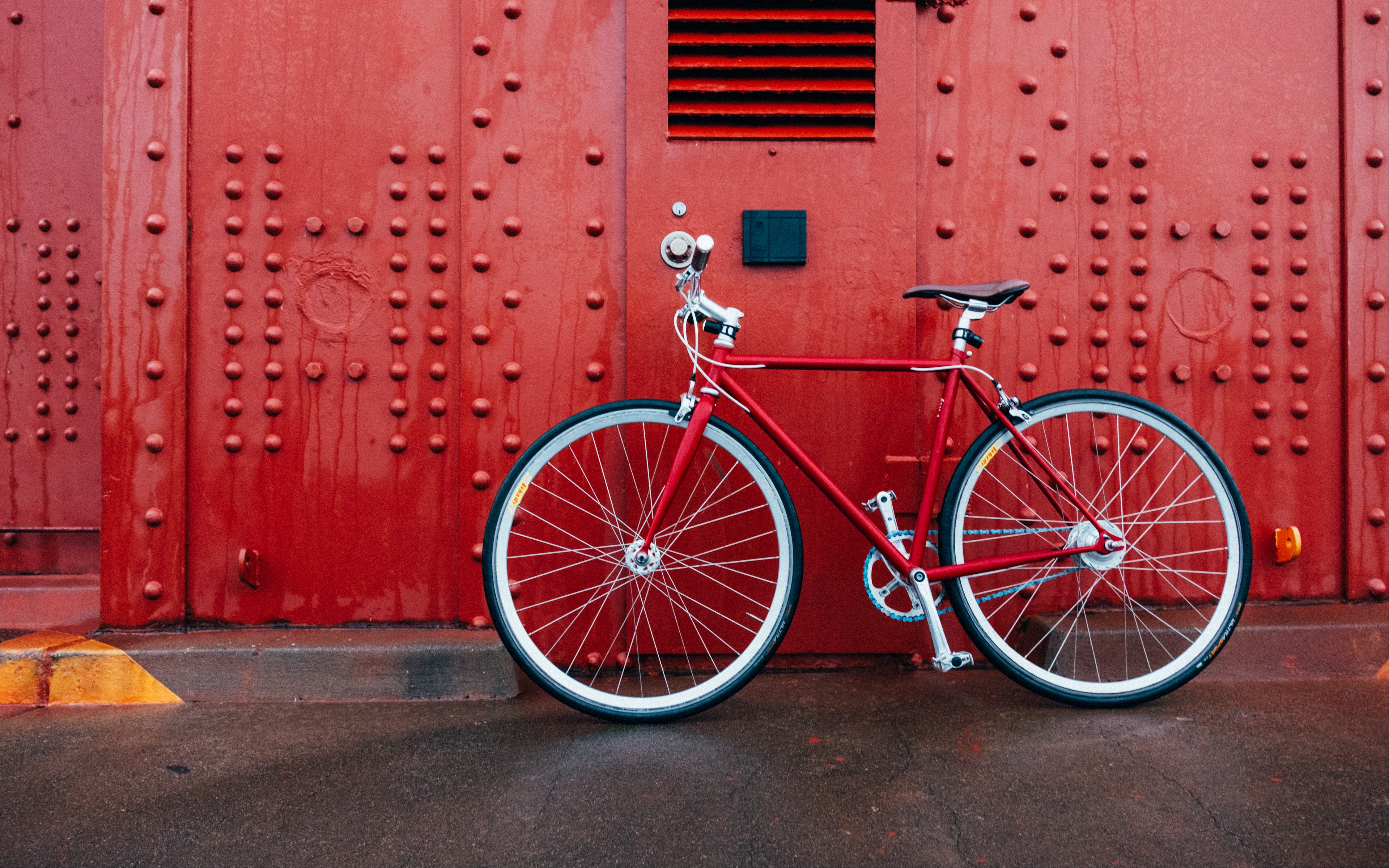 Wallpaper Bicycle, Red, Wall - HD Wallpaper 
