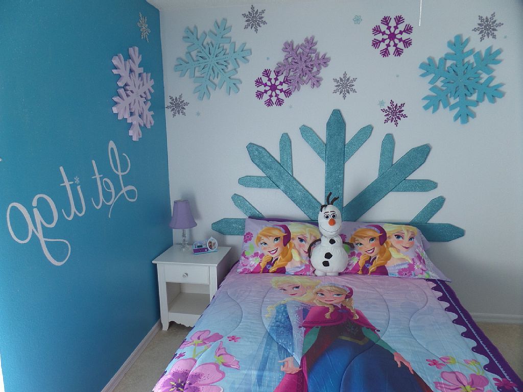 Frozen Room Decorations - HD Wallpaper 