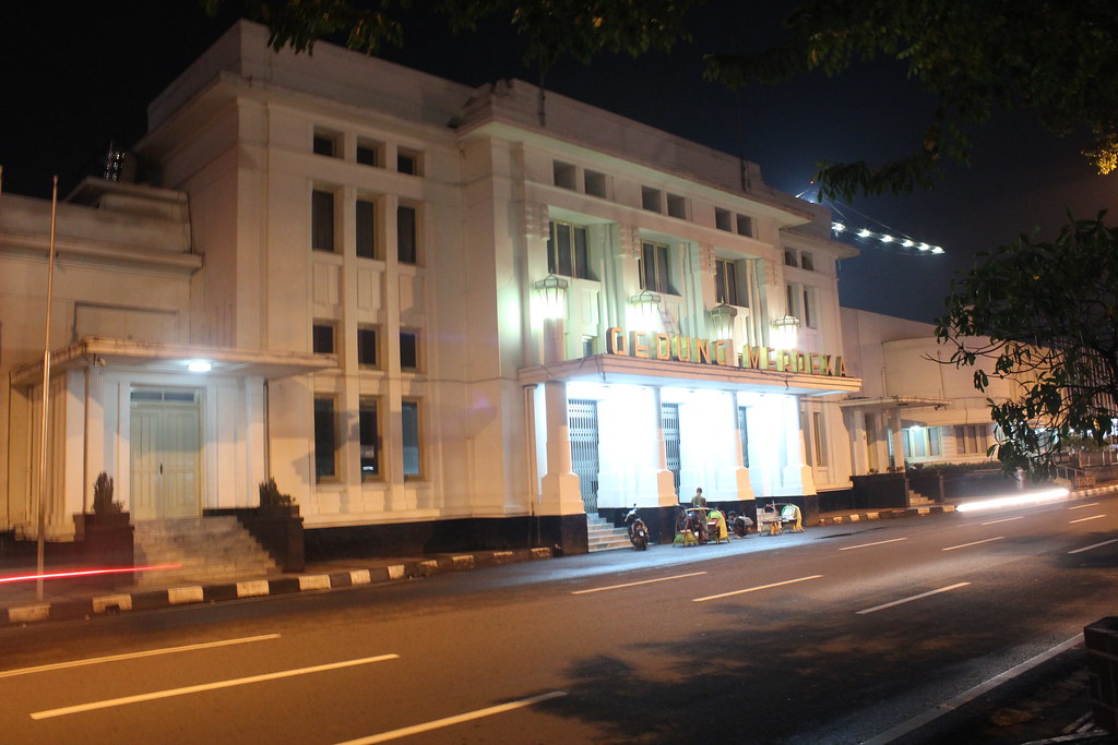 House - HD Wallpaper 