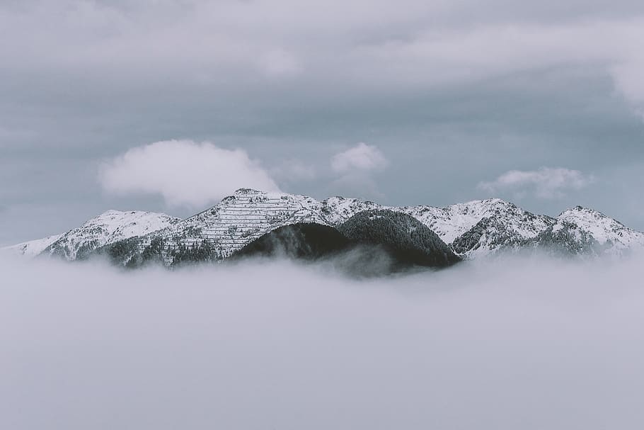 Satu Warna, Fotografi, Gunung, Tertutupi, Awan, Wallpaper - Log Aapke Baare Mein Kya Sochte Hain Agar Ye Bhi Aap - HD Wallpaper 