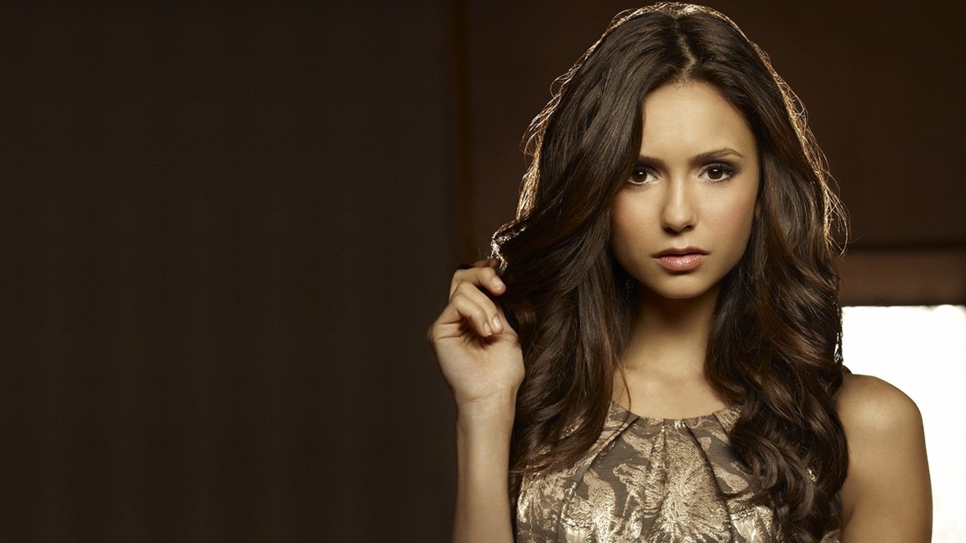 Nina Dobrev Wallpaper 1920 - HD Wallpaper 