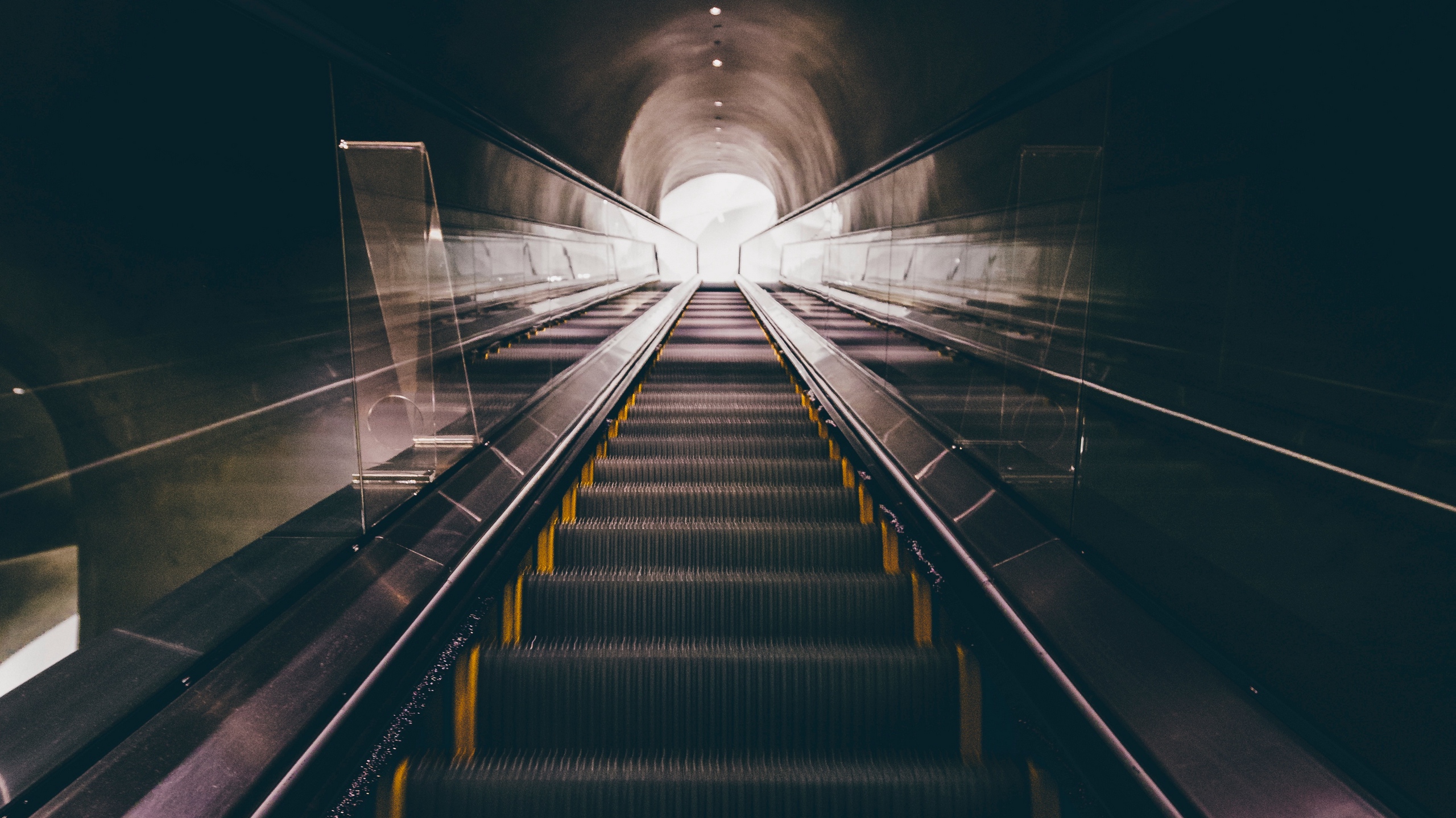 Wallpaper Escalator, Stairs, Underground - October Calendar 2019 Wallpaper Iphone - HD Wallpaper 