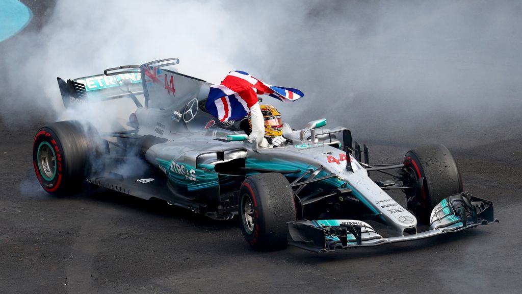 Lewis Hamilton World Champion 2017 - HD Wallpaper 