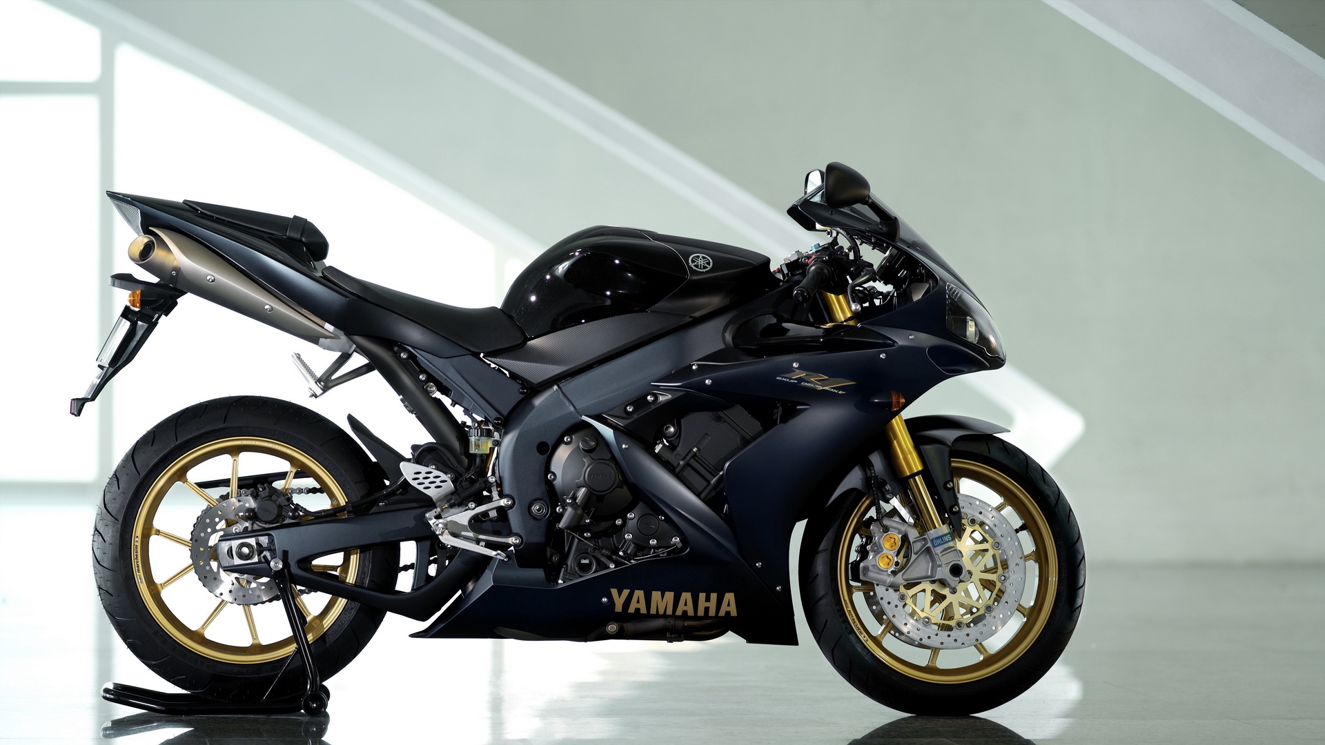 Wallpaper Yamaha Yzf-r1, Black, Yamaha, Motorcycle, - Yamaha R1 Full Hd - HD Wallpaper 