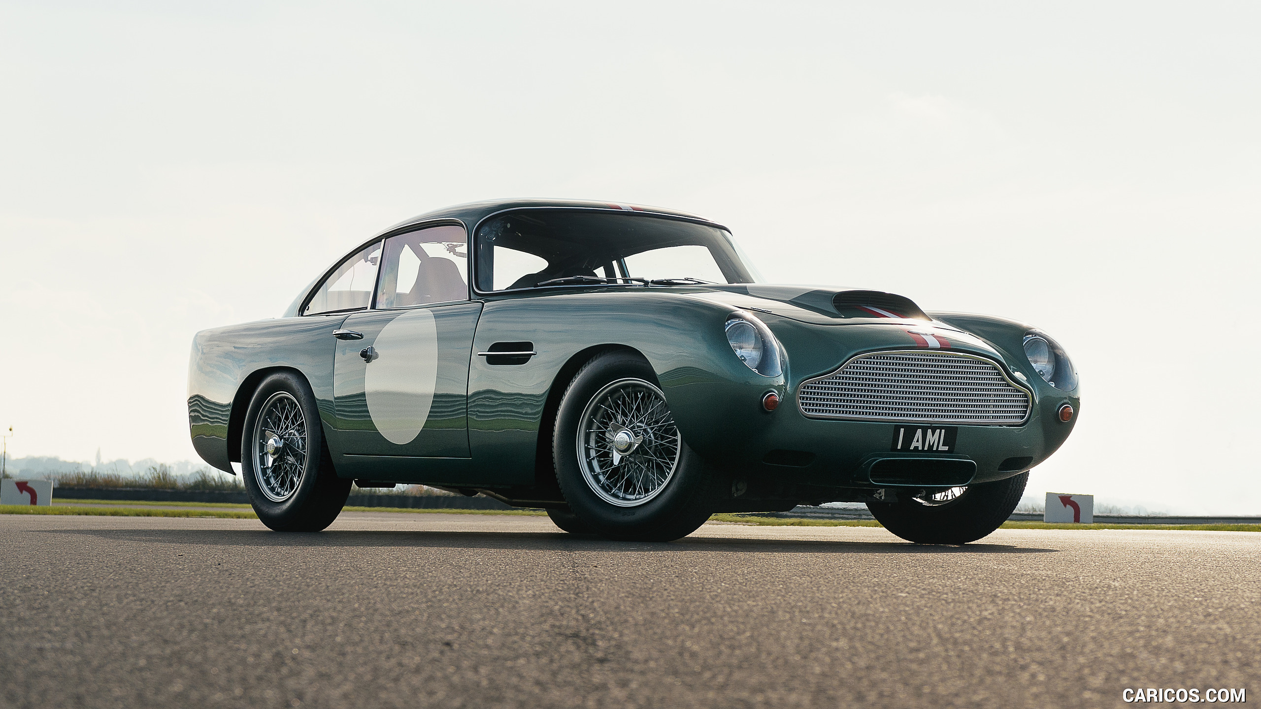 First Continuation Aston Martin Db4 - HD Wallpaper 