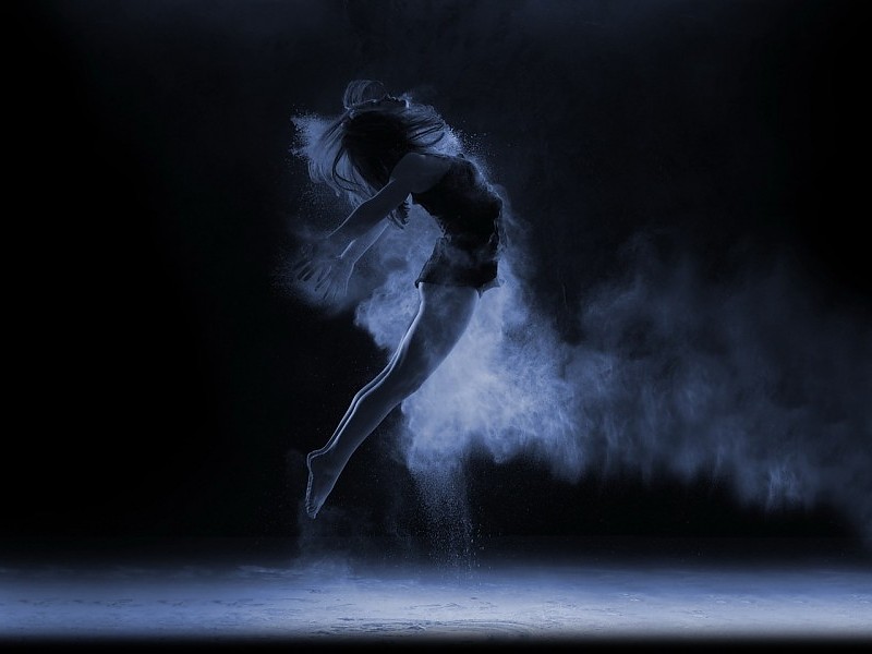 Dancing Girl In Dark High Resolution Image Wallpaper - It's Rather Easy To Shine In The Light - HD Wallpaper 