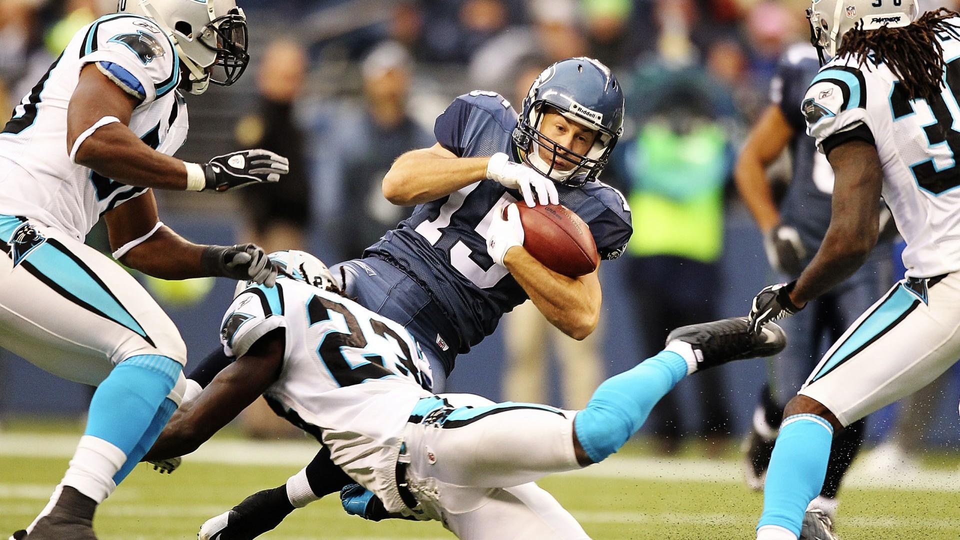 Preview Football Wallpaper - HD Wallpaper 